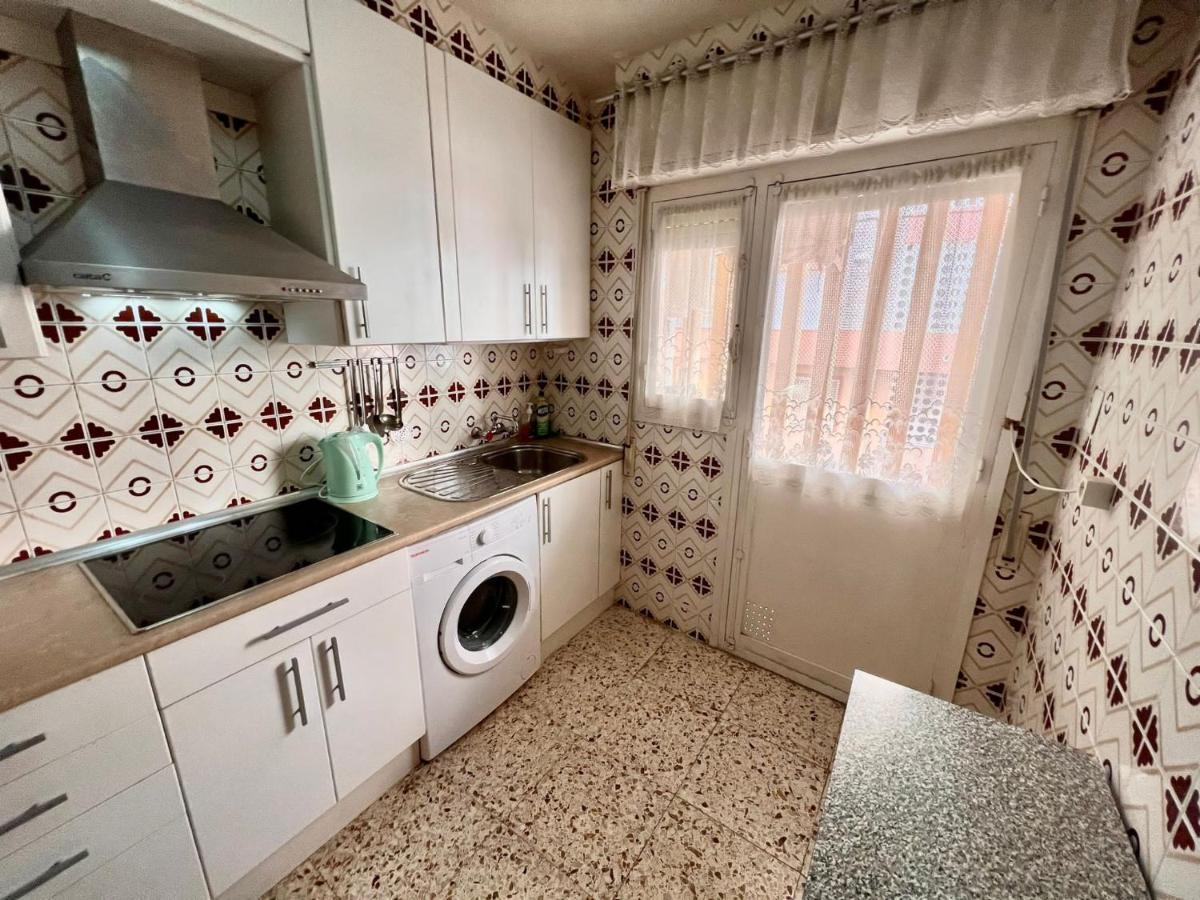 Uroczy Apartament Przy Playa De Los Locos Torrevieja Buitenkant foto